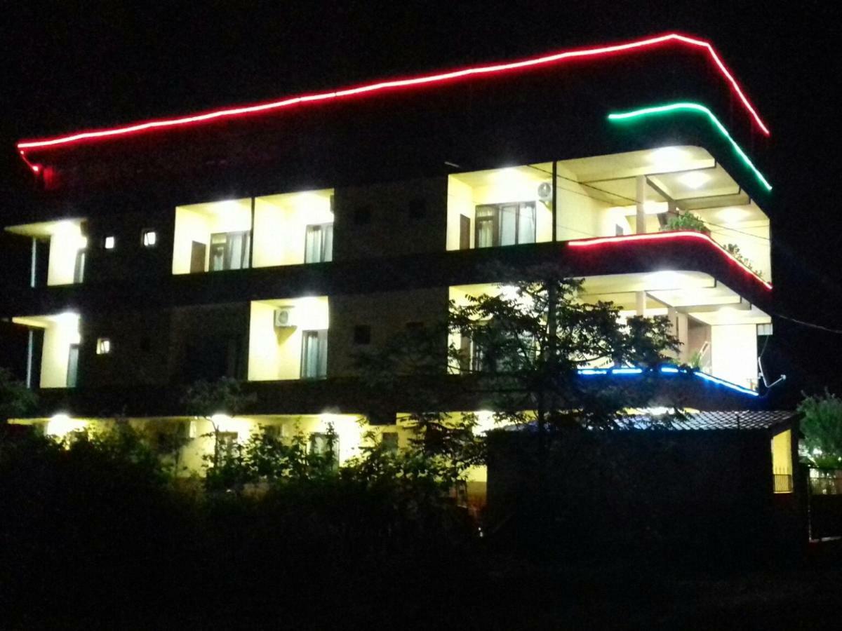 Hotell Anna Ureki Extérieur photo