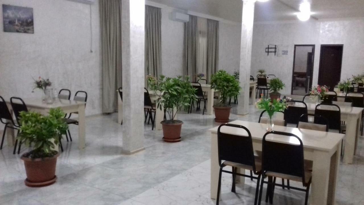 Hotell Anna Ureki Extérieur photo